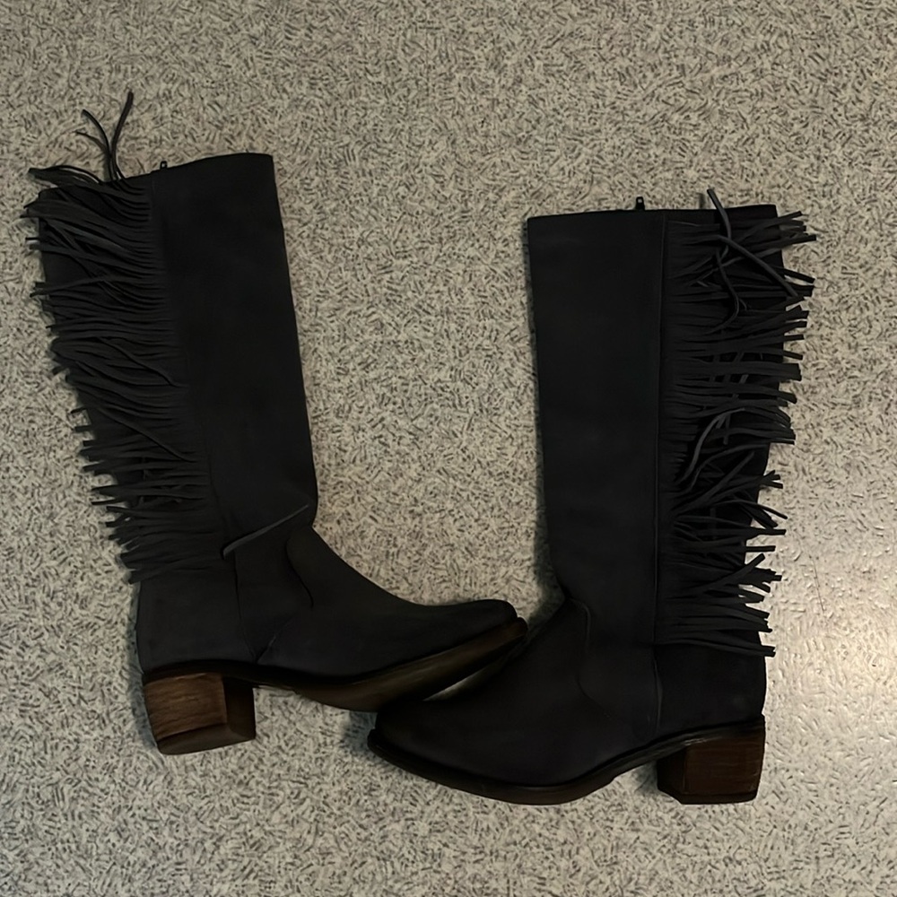 Woman’s boots